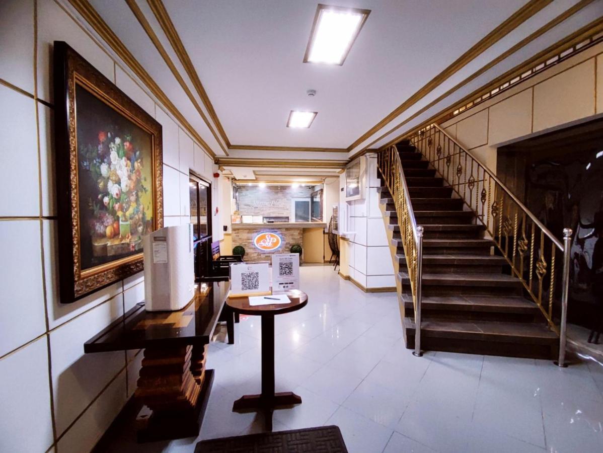 Spring Plaza Hotel Dasmarinas Ngoại thất bức ảnh