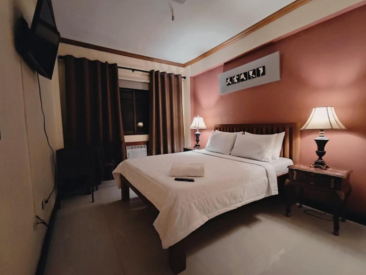 Spring Plaza Hotel Dasmarinas Ngoại thất bức ảnh