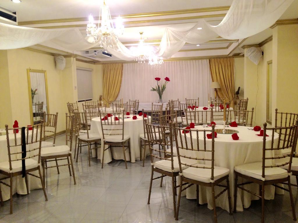 Spring Plaza Hotel Dasmarinas Ngoại thất bức ảnh